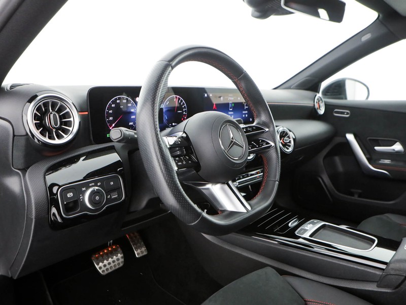Mercedes Classe A 250 e phev amg line advanced plus auto ibrido nero