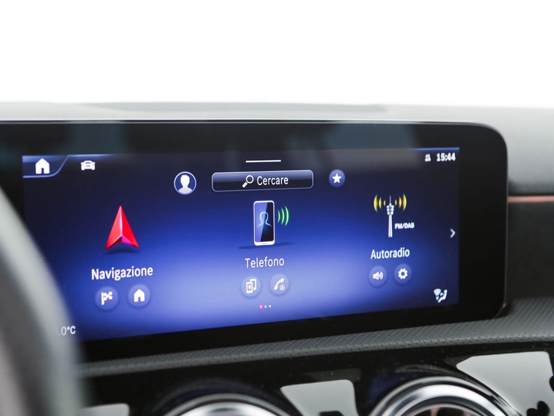 Mercedes Classe A 250 e phev amg line advanced plus auto ibrido nero