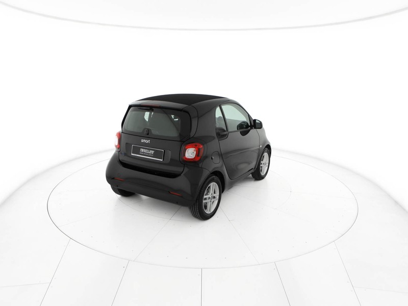 Smart Fortwo eq pure 22kw elettrica nero