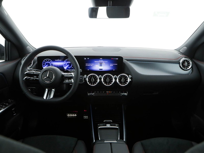 Mercedes EQA 250+ amg line advanced
