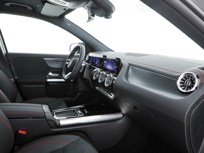 Mercedes EQA 250+ amg line advanced