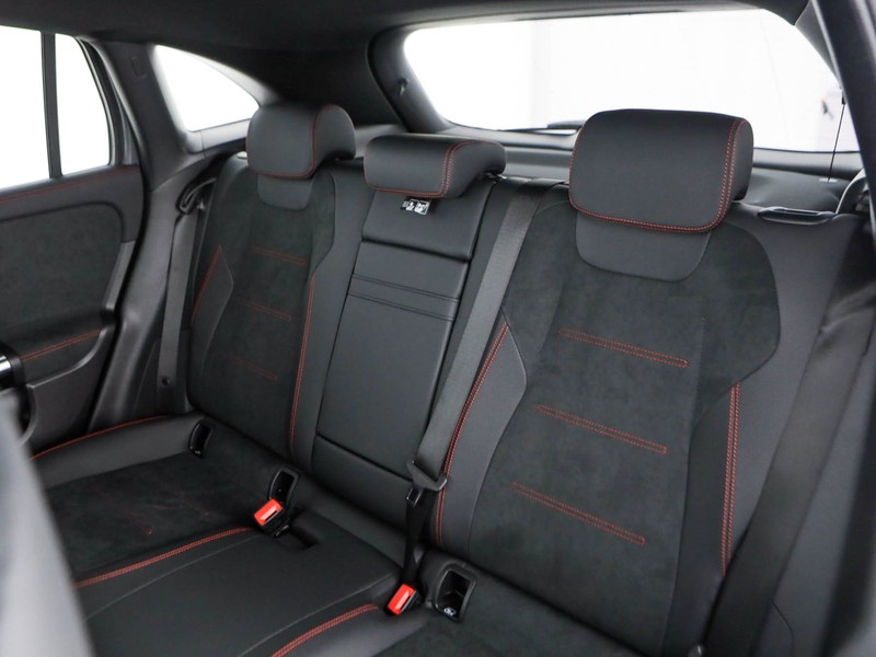 Mercedes EQA 250+ amg line advanced