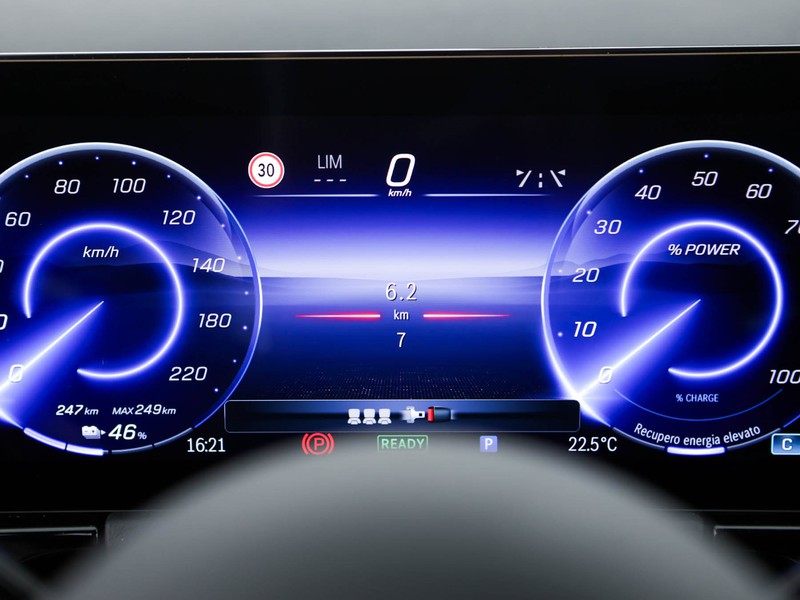 Mercedes EQA 250+ amg line advanced