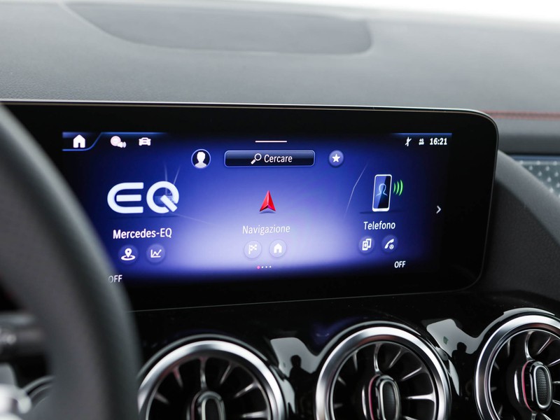 Mercedes EQA 250+ amg line advanced