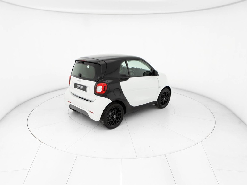 Smart Fortwo 70 1.0 twinamic Passion benzina bianco