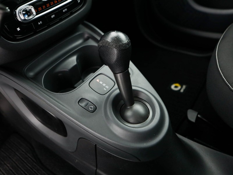 Smart Fortwo 70 1.0 twinamic Passion benzina bianco