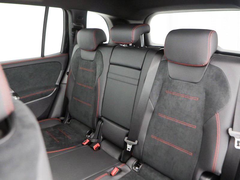 Mercedes GLB 180 d amg line premium plus auto diesel nero