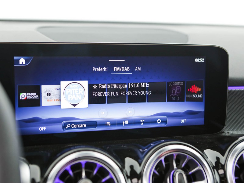 Mercedes GLB 180 d amg line premium plus auto diesel nero