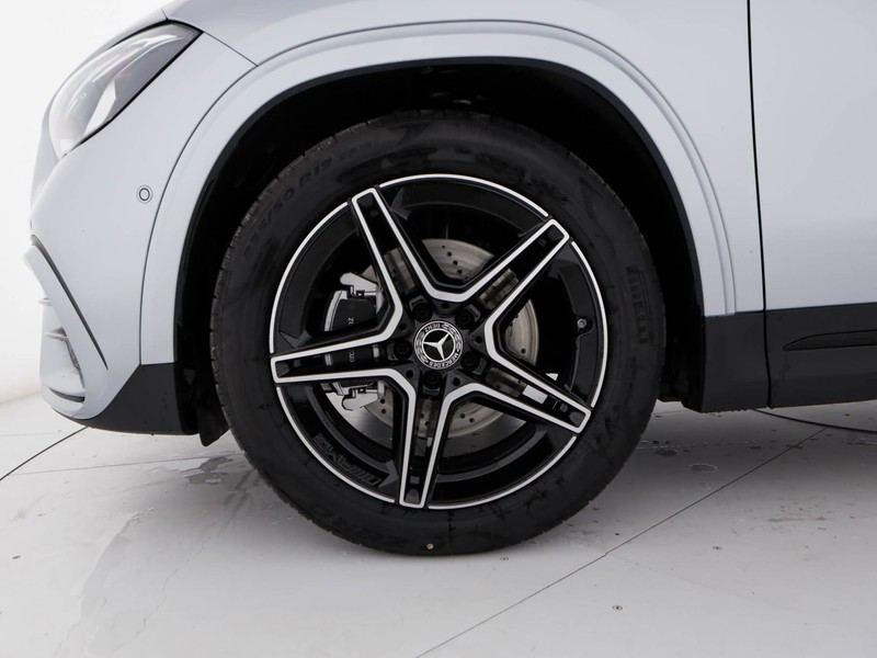 Mercedes GLA 200 d amg line advanced plus tech edition auto diesel argento