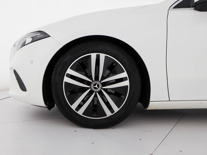 Mercedes Classe A 180 d sport auto diesel bianco