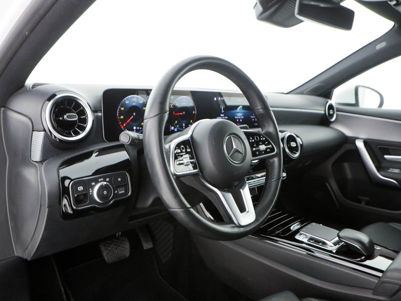 Mercedes Classe A 180 d sport auto diesel bianco