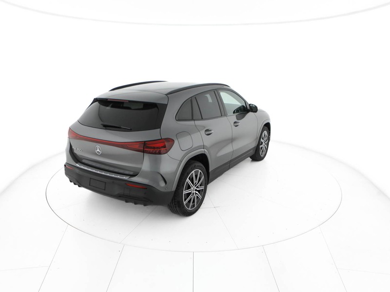 Mercedes EQA 250+ amg line advanced