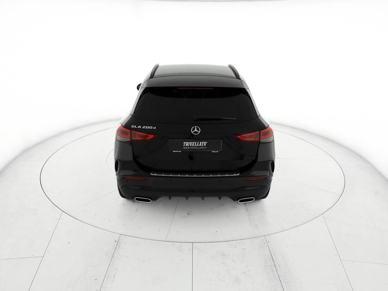 Mercedes GLA 200 d premium auto