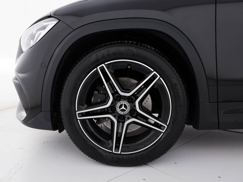 Mercedes GLA 200 d premium auto