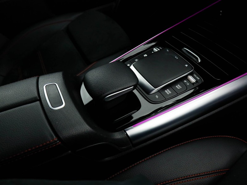 Mercedes GLA 200 d premium auto