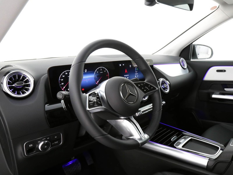 Mercedes GLA 180 d progressive advanced auto
