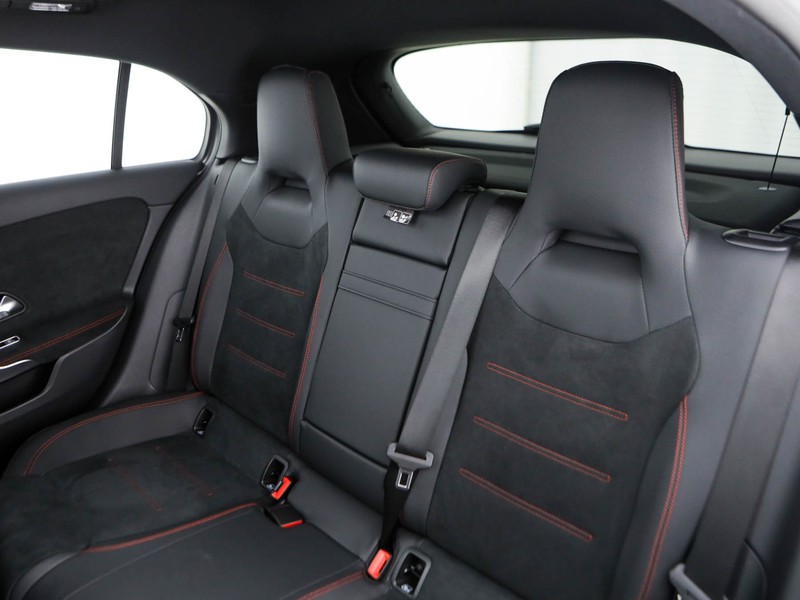 AMG Classe A a amg 35 amg line premium 4matic auto