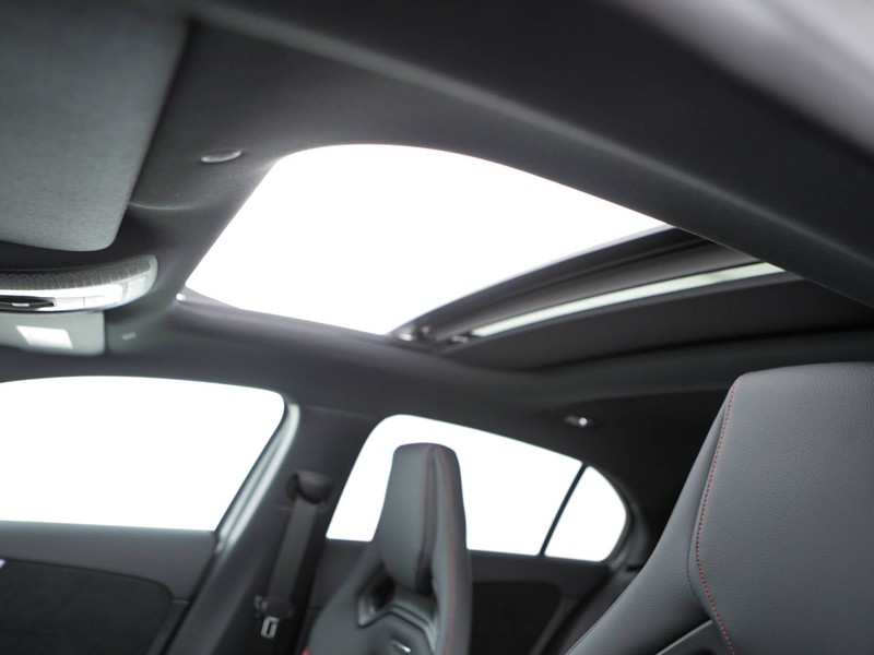 AMG Classe A a amg 35 amg line premium 4matic auto
