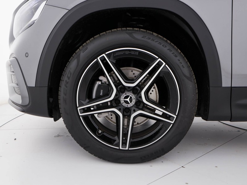 Mercedes GLB 200 d progressive advanced plus 4matic auto