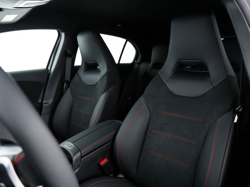 Mercedes Classe A 180 d amg line advanced plus auto diesel nero