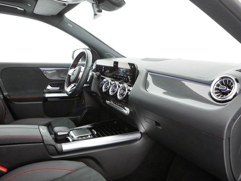 Mercedes GLA 200 d premium auto diesel bianco