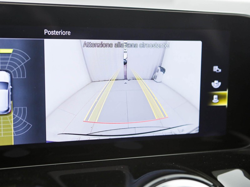 Mercedes GLA 200 d premium auto diesel bianco