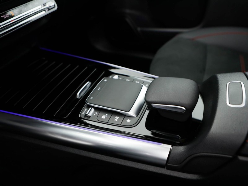 Mercedes GLA 200 d premium auto diesel bianco