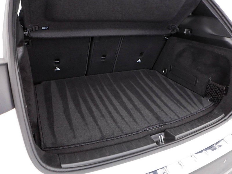 Mercedes GLA 200 d premium auto diesel bianco