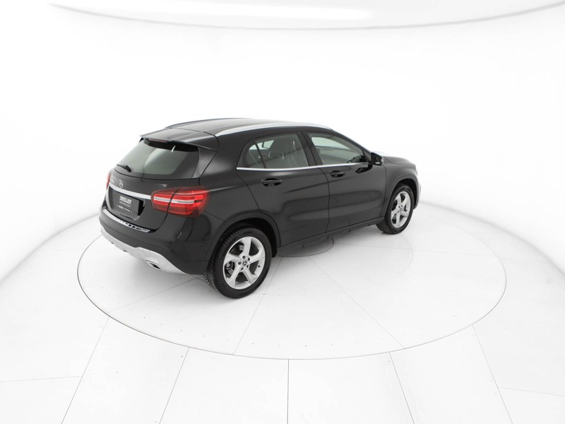Mercedes GLA 180 d sport auto diesel nero