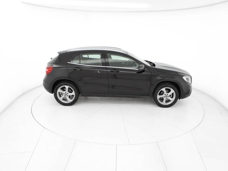 Mercedes GLA 180 d sport auto diesel nero