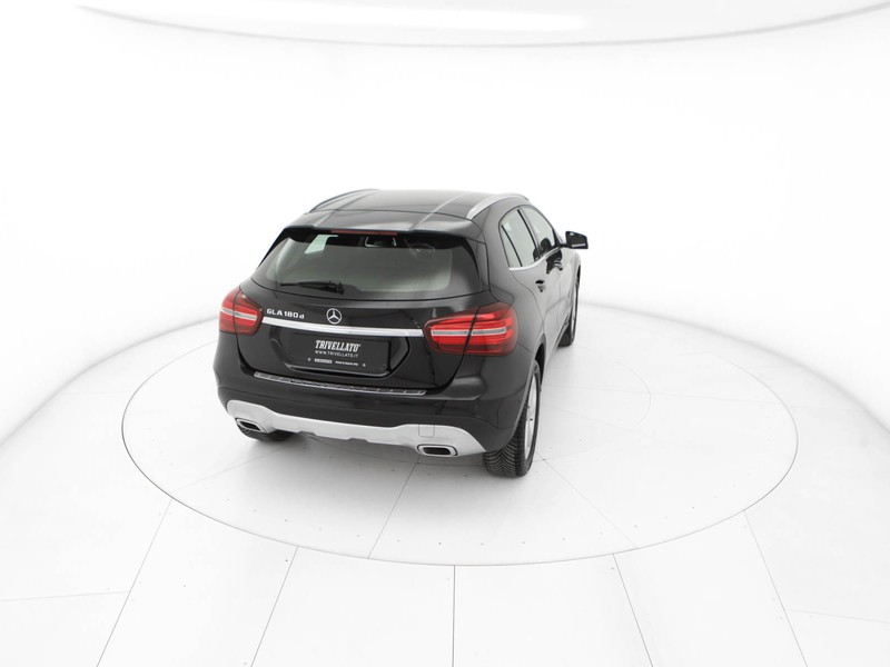 Mercedes GLA 180 d sport auto diesel nero