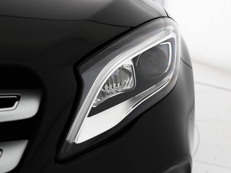 Mercedes GLA 180 d sport auto diesel nero
