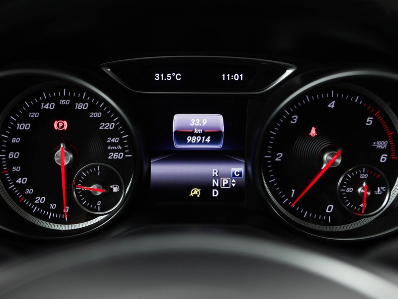 Mercedes GLA 180 d sport auto diesel nero