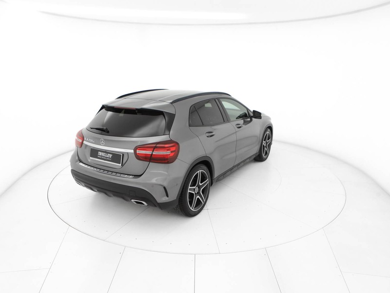 Mercedes GLA 200 d premium auto diesel grigio