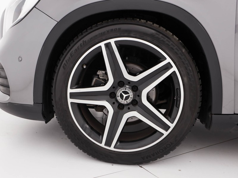 Mercedes GLA 200 d premium auto diesel grigio