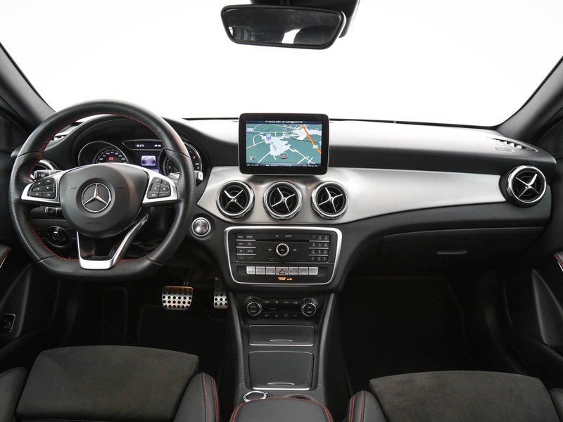 Mercedes GLA 200 d premium auto diesel grigio
