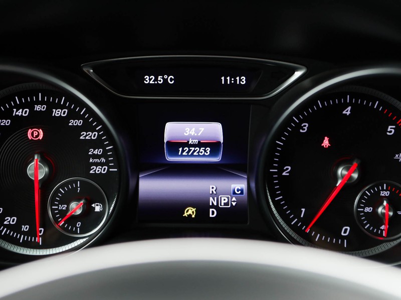 Mercedes GLA 200 d premium auto diesel grigio