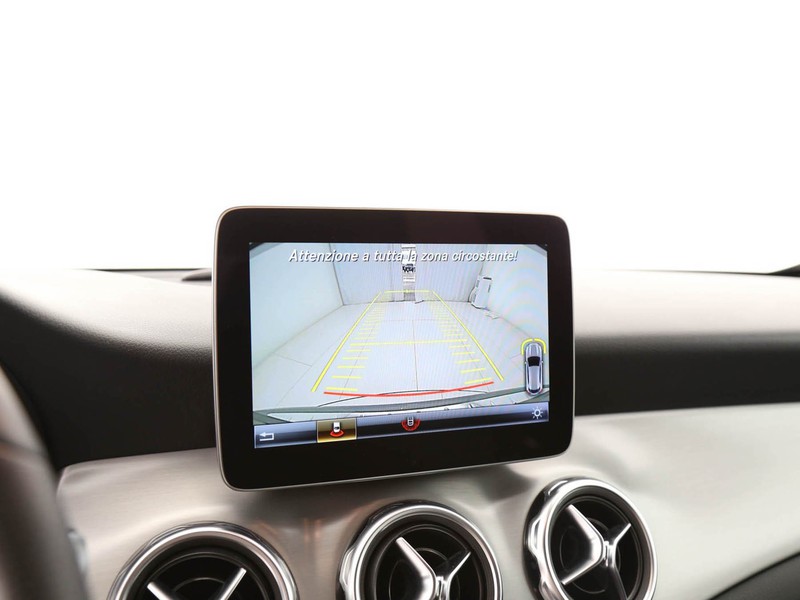 Mercedes GLA 200 d premium auto diesel grigio