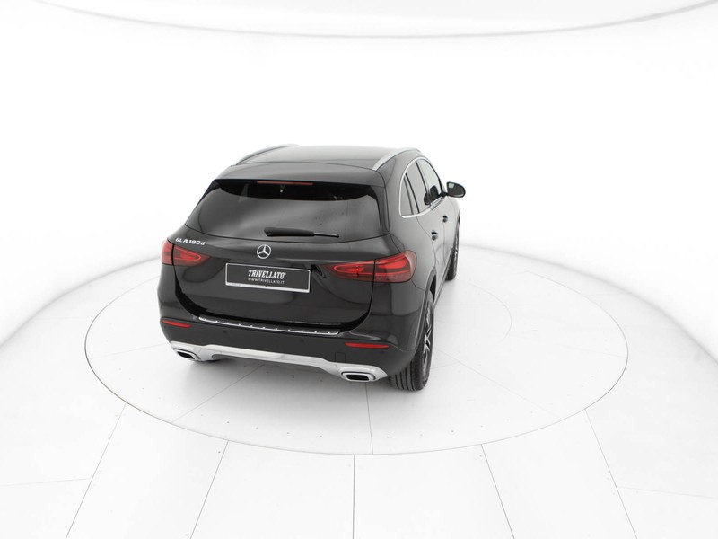 Mercedes GLA 180 d progressive advanced auto
