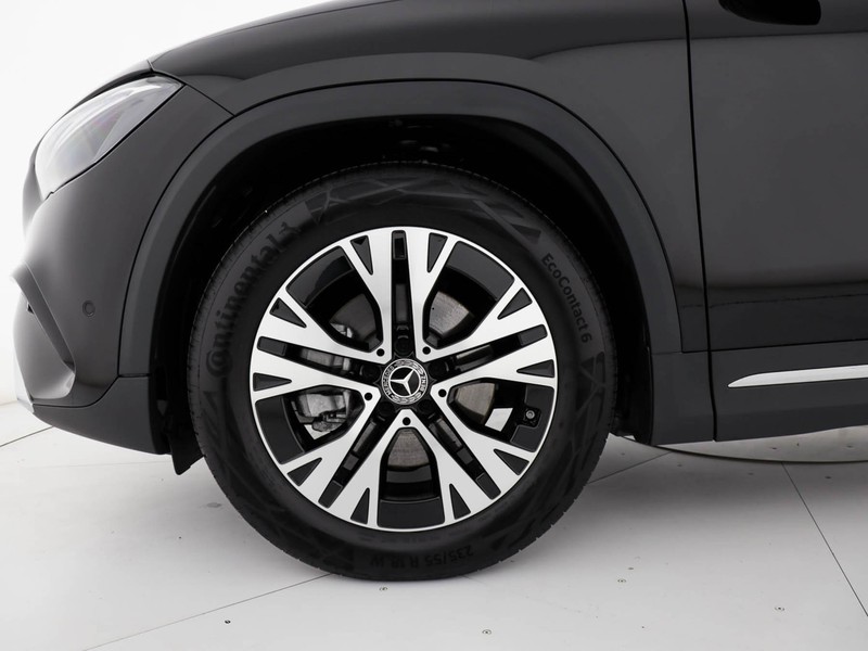 Mercedes GLA 180 d progressive advanced auto
