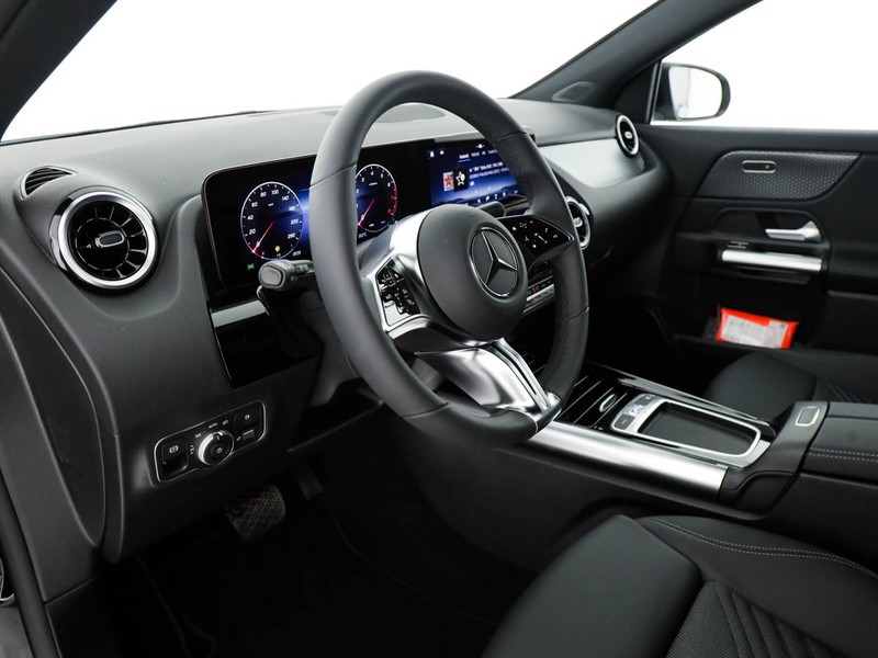 Mercedes GLA 180 d progressive advanced auto