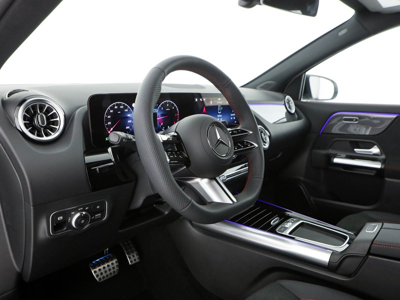 Mercedes GLA 180 d amg line advanced plus auto