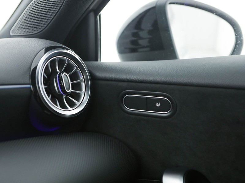 Mercedes Classe A 180 d amg line advanced plus auto diesel bianco