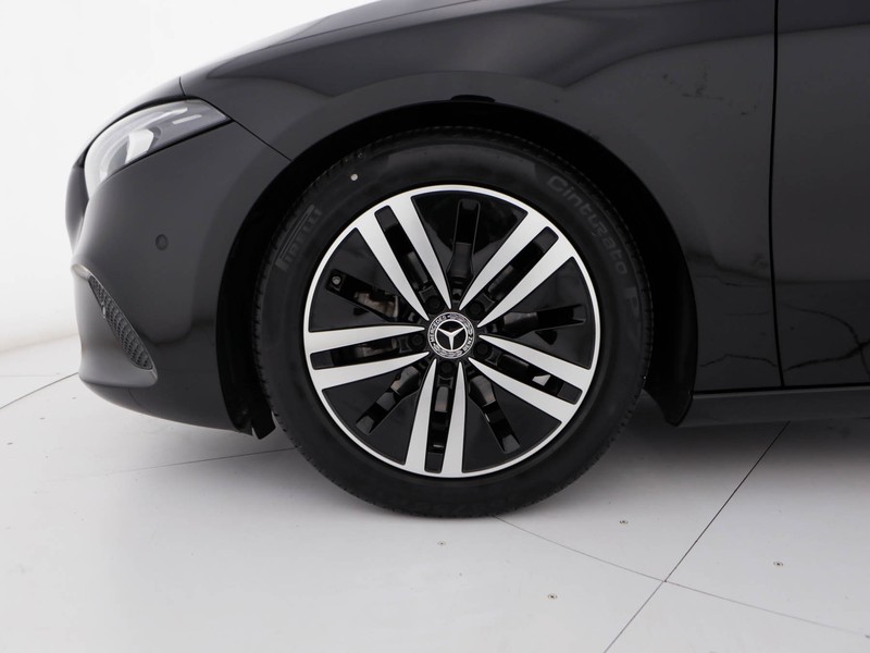 Mercedes Classe A 180 sport benzina nero