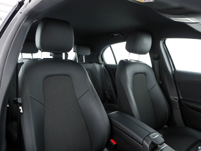 Mercedes Classe A 180 sport benzina nero