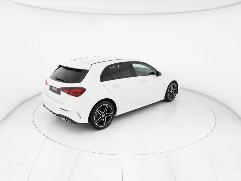 Mercedes Classe A 180 amg line advanced plus auto ibrido bianco