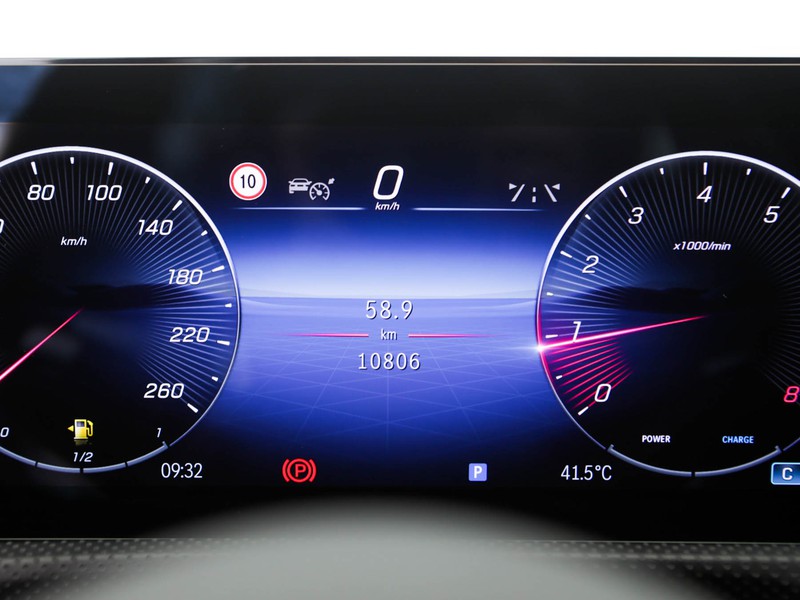Mercedes Classe A 180 amg line advanced plus auto ibrido bianco