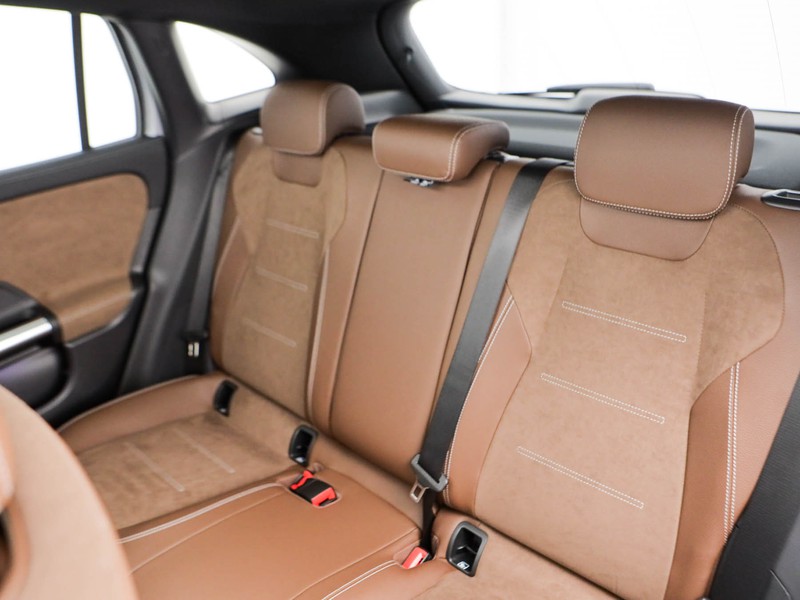 Mercedes GLA 200 d amg line advanced plus tech edition auto