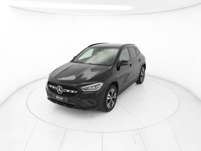 Mercedes GLA 200 d sport plus auto diesel nero