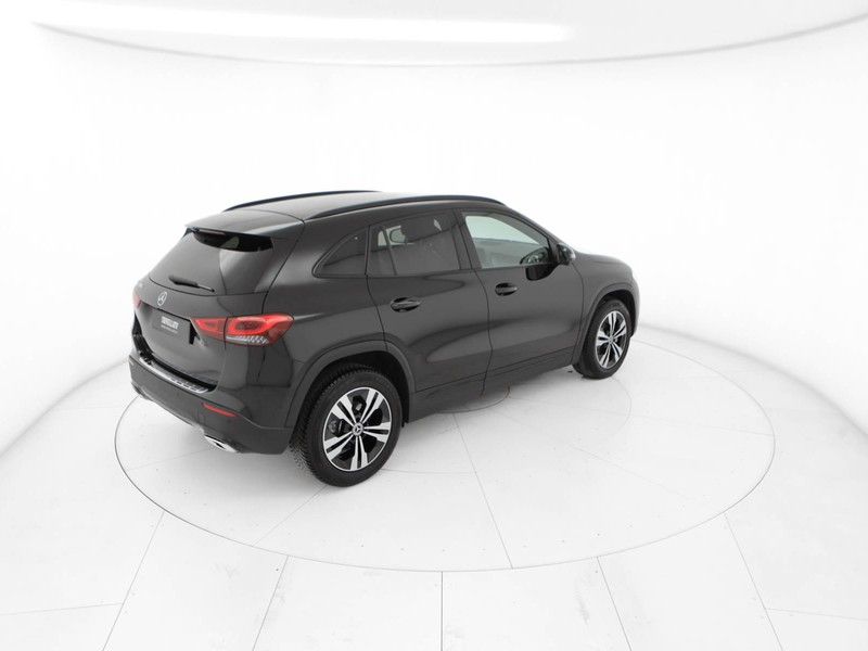Mercedes GLA 200 d sport plus auto diesel nero